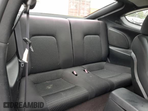 2008 Hyundai Tiburon GS с VIN KMHHM66D68U288062, выставлен на аукционе Copart как лот 58261695 с пробегом 130 310 миль миль и Чистый • Clean title. История ставок и продаж доступна на DreamBid. Изображение 10.