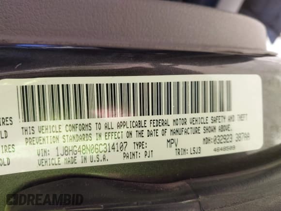 ✅ 2006 Jeep Commander • VIN: 1J8HG48N06C314107 • Lot: 43542320. Wystawiony na IAAI z przebiegiem 234 999 mil. Bezpłatny archiwum sprzedaży aukcyjnych z USA i szczegółowy raport historii pojazdu na DreamBid. Zdjęcie 9.