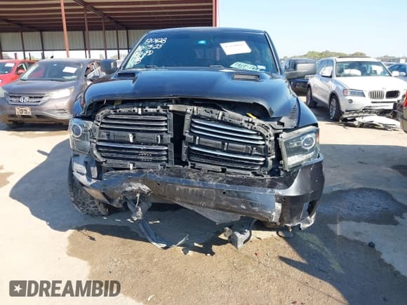 ✅ 2016 Ram 1500 Sport • VIN: 1C6RR7MT6GS342276 • Lot: 43450042. Listed on IAAI with 180,192 mi. Free auction sales archive from the USA and detailed vehicle history report at DreamBid. Image 6.