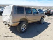 ✅ 1999 Jeep Cherokee SE • VIN: 1J4FF28S5XL520501 • Lot: 41706800. Listed on IAAI with Not provided. Free auction sales archive from the USA and detailed vehicle history report at DreamBid. Image 4.