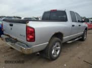 ✅ 2008 Dodge 1500 SLT • VIN: 1D7HU18248S586601 • Лот: 71873704. Опубликован ранее на Copart с пробегом 228 771 миль. Бесплатный доступ к архиву аукционных продаж из США и подробный отчёт об истории автомобиля на DreamBid. Изображение 3.