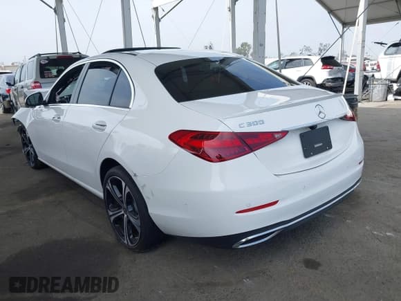 ✅ 2024 Mercedes-Benz C 300 • VIN: W1KAF4GBXRR159088 • Lot: 42465810. Wystawiony na IAAI z przebiegiem Nie podano. Bezpłatny archiwum sprzedaży aukcyjnych z USA i szczegółowy raport historii pojazdu na DreamBid. Zdjęcie 3.