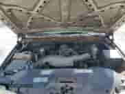 2001 Chevrolet Suburban LS с VIN 3GNEC16T81G207325, выставлен на аукционе Copart как лот 72717364 с пробегом Не указан миль и Списание • Salvage title. История ставок и продаж доступна на DreamBid. Изображение 12.