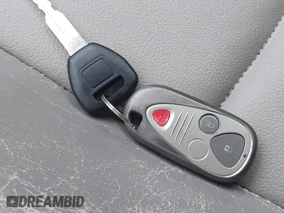 ✅ 2002 Acura RSX Auto • VIN: JH4DC54872C031266 • Lot: 42279279. Wystawiony na IAAI z przebiegiem 178 458 mil. Bezpłatny archiwum sprzedaży aukcyjnych z USA i szczegółowy raport historii pojazdu na DreamBid. Zdjęcie 11.