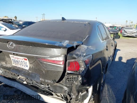 ✅ 2016 Lexus GS 350 • VIN: JTHBZ1BLXGA004703 • Lot: 43731292. Wystawiony na IAAI z przebiegiem 80 994 mil. Bezpłatny archiwum sprzedaży aukcyjnych z USA i szczegółowy raport historii pojazdu na DreamBid. Zdjęcie 4.