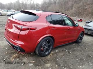✅ 2018 Alfa Romeo Stelvio • VIN: ZASFAKEV8J7C31414 • Лот: 39224473. Опубликован ранее на Copart с пробегом Не указан. Бесплатный доступ к архиву аукционных продаж из США и подробный отчёт об истории автомобиля на DreamBid. Изображение 3.