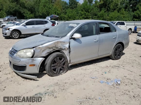 ✅ 2006 Volkswagen Jetta 2.5L • VIN: 3VWRF71K36M705232 • Лот: 70362695. Опубликован ранее на Copart с пробегом 182 398 миль. Бесплатный доступ к архиву аукционных продаж из США и подробный отчёт об истории автомобиля на DreamBid. Изображение 1.