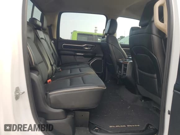 ✅ 2021 Ram 1500 Laramie • VIN: 1C6SRFJT3MN579253 • Лот: 81647365. Опубликован ранее на Copart с пробегом 106 957 миль. Бесплатный доступ к архиву аукционных продаж из США и подробный отчёт об истории автомобиля на DreamBid. Изображение 10.