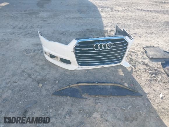 ✅ 2016 Audi A6 Prestige • VIN: WAUHGAFC2GN003319 • Lot: 41758455. Wystawiony na IAAI z przebiegiem 162 061 mil. Bezpłatny archiwum sprzedaży aukcyjnych z USA i szczegółowy raport historii pojazdu na DreamBid. Zdjęcie 12.