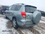 ✅ 2008 Toyota RAV4 Limited • VIN: JTMBK31V085068859 • Lot: 43911448. Listed on IAAI with 211,743 mi. Free auction sales archive from the USA and detailed vehicle history report at DreamBid. Image 3.