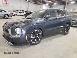 ✅ 2024 Mitsubishi Outlander SE • VIN: JA4J3VA82RZ089070 • Lot: 92466835. Listed on Copart with 26,188 mi. Free auction sales archive from the USA and detailed vehicle history report at DreamBid. Image 1.