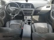 ✅ 2016 Hyundai Sonata Sport • VIN: 5NPE34AF6GH430751 • Лот: 69648994. Опубликован ранее на Copart с пробегом 100 686 миль. Бесплатный доступ к архиву аукционных продаж из США и подробный отчёт об истории автомобиля на DreamBid. Изображение 8.
