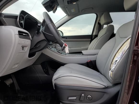 ✅ 2024 Hyundai Palisade SEL • VIN: KM8R24GE4RU776868 • Лот: 43367805. Опубликован ранее на Copart с пробегом 7 224 миль. Бесплатный доступ к архиву аукционных продаж из США и подробный отчёт об истории автомобиля на DreamBid. Изображение 7.