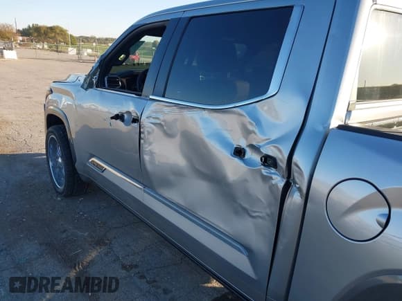 ✅ 2024 Toyota Tundra 1794 Edition • VIN: 5TFMA5DB2RX147643 • Lot: 43521144. Listed on IAAI with 30,327 mi. Free auction sales archive from the USA and detailed vehicle history report at DreamBid. Image 6.