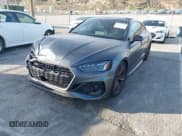 ✅ 2022 Audi RS 5 Sportback • VIN: WUAAWCF52NA902922 • Lot: 42484023. Wystawiony na IAAI z przebiegiem 37 014 mil. Bezpłatny archiwum sprzedaży aukcyjnych z USA i szczegółowy raport historii pojazdu na DreamBid. Zdjęcie 17.