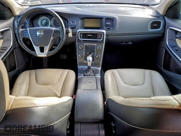 ✅ 2013 Volvo S60 T5 Premier • VIN: YV1612FS7D2181081 • Lot: 95486725. Listed on Copart with 118,764 mi. Free auction sales archive from the USA and detailed vehicle history report at DreamBid. Image 8.