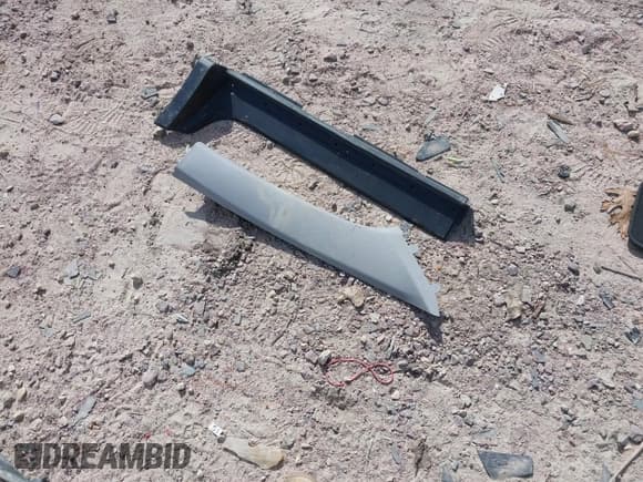 ✅ 2023 Chevrolet Equinox LT • VIN: 3GNAXTEG6PS192364 • Lot: 43337918. Listed on IAAI with 38,477 mi. Free auction sales archive from the USA and detailed vehicle history report at DreamBid. Image 12.