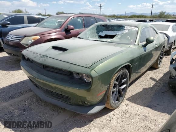 ✅ 2020 Dodge Challenger R/T • VIN: 2C3CDZBT7LH242673 • Lot: 82216673. Wystawiony na Copart z przebiegiem 30 110 mil. Bezpłatny archiwum sprzedaży aukcyjnych z USA i szczegółowy raport historii pojazdu na DreamBid. Zdjęcie 1.