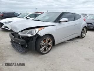 ✅ 2016 Hyundai Veloster • VIN: KMHTC6AD0GU302055 • Lot: 76869074. Wystawiony na Copart z przebiegiem Nie podano. Bezpłatny archiwum sprzedaży aukcyjnych z USA i szczegółowy raport historii pojazdu na DreamBid. Zdjęcie 1.