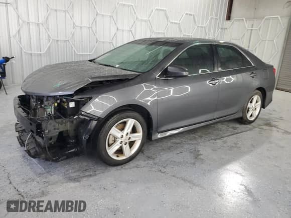 2012 Toyota Camry LE with VIN 4T1BF1FK8CU504553, listed as a Copart auction lot 90298705 with 147,700 mi miles and Salvage title. Bid and sale history available at DreamBid. Image 1.