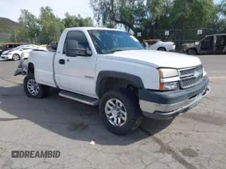 ✅ 2005 Chevrolet Silverado 2500HD Work Truck • VIN: 1GCHC24U95E146040 • Lot: 41890471. Wystawiony na IAAI z przebiegiem 190 128 mil. Bezpłatny archiwum sprzedaży aukcyjnych z USA i szczegółowy raport historii pojazdu na DreamBid. Zdjęcie 1.