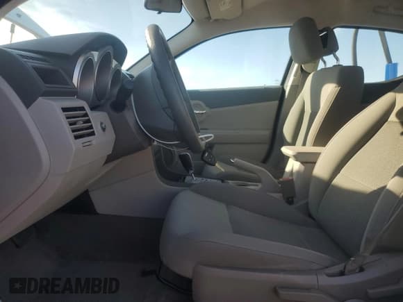 ✅ 2010 Dodge Avenger SXT • VIN: 1B3CC4FB4AN108907 • Лот: 87222814. Опубликован ранее на Copart с пробегом 38 830 миль. Бесплатный доступ к архиву аукционных продаж из США и подробный отчёт об истории автомобиля на DreamBid. Изображение 7.