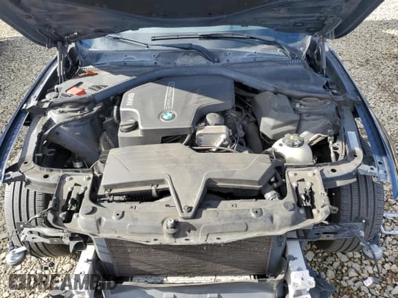 ✅ 2015 BMW 3 Series 328i • VIN: WBA3C1C51FK118571 • Lot: 92871145. Wystawiony na Copart z przebiegiem 104 276 mil. Bezpłatny archiwum sprzedaży aukcyjnych z USA i szczegółowy raport historii pojazdu na DreamBid. Zdjęcie 11.