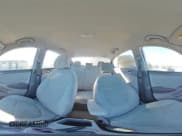 ✅ 2016 Hyundai Accent SE • VIN: KMHCT4AE4GU967487 • Lot: 90853945. Wystawiony na Copart z przebiegiem 121 426 mil. Bezpłatny archiwum sprzedaży aukcyjnych z USA i szczegółowy raport historii pojazdu na DreamBid. Zdjęcie 14.