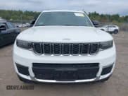 ✅ 2024 Jeep Grand Cherokee Limited • VIN: 1C4RJKBG5R8623414 • Lot: 43293911. Wystawiony na IAAI z przebiegiem 3 338 mil. Bezpłatny archiwum sprzedaży aukcyjnych z USA i szczegółowy raport historii pojazdu na DreamBid. Zdjęcie 6.