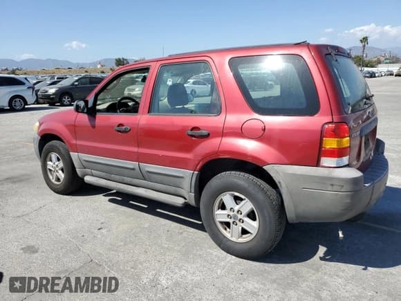 ✅ 2005 Ford Escape XLS Value • VIN: 1FMCU02Z25KE31248 • Lot: 57174225. Wystawiony na Copart z przebiegiem 206 445 mil. Bezpłatny archiwum sprzedaży aukcyjnych z USA i szczegółowy raport historii pojazdu na DreamBid. Zdjęcie 2.