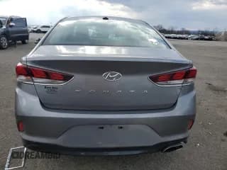 ✅ 2018 Hyundai Sonata Limited • VIN: 5NPE34AF8JH618579 • Lot: 41825073. Listed on Copart with 98,732 mi. Free auction sales archive from the USA and detailed vehicle history report at DreamBid. Image 6.