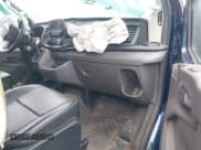 ✅ 2021 Ford Transit Cargo • VIN: 1FTBR1Y80MKA12125 • Lot: 41773493. Wystawiony na IAAI z przebiegiem 42 989 mil. Bezpłatny archiwum sprzedaży aukcyjnych z USA i szczegółowy raport historii pojazdu na DreamBid. Zdjęcie 5.