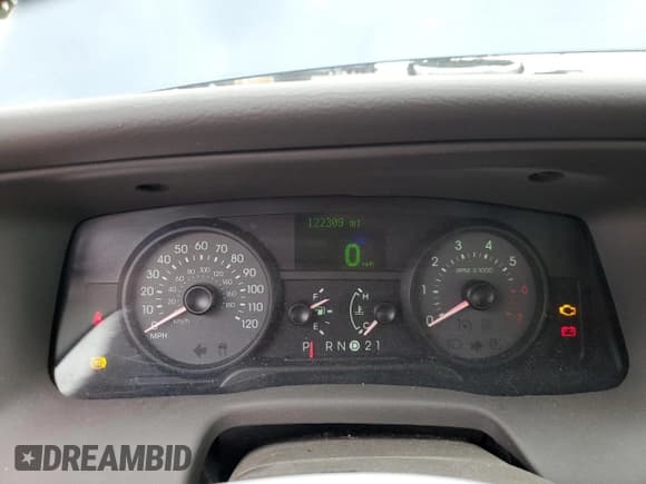 ✅ 2010 Mercury Grand Marquis LS • VIN: 2MEBM7FV0AX631891 • Лот: 70531335. Опубликован ранее на Copart с пробегом 122 309 миль. Бесплатный доступ к архиву аукционных продаж из США и подробный отчёт об истории автомобиля на DreamBid. Изображение 9.