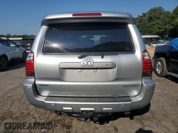 ✅ 2007 Toyota 4Runner Limited • VIN: JTEBT17RX70067012 • Lot: 80433665. Wystawiony na Copart z przebiegiem 92 318 mil. Bezpłatny archiwum sprzedaży aukcyjnych z USA i szczegółowy raport historii pojazdu na DreamBid. Zdjęcie 6.