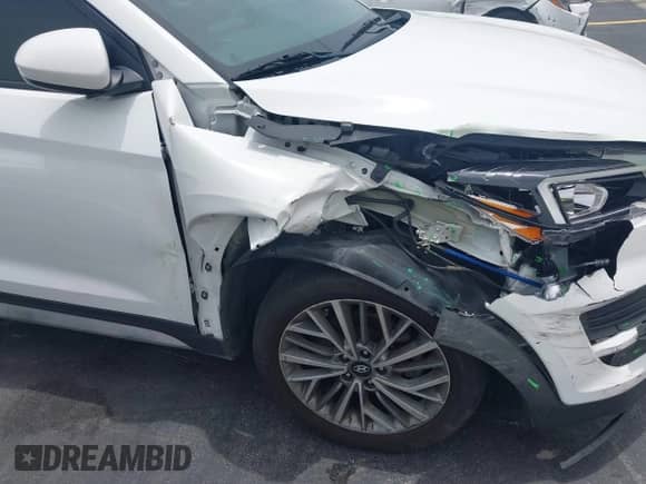 2020 Hyundai Tucson SEL с VIN KM8J33AL0LU193801, выставлен на аукционе IAAI как лот 42415553 с пробегом 116 665 миль миль и . История ставок и продаж доступна на DreamBid. Изображение 18.