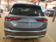 ✅ 2022 Mitsubishi Outlander SE • VIN: JA4J3UA86NZ043701 • Lot: 80940685. Wystawiony na Copart z przebiegiem 51 801 mil. Bezpłatny archiwum sprzedaży aukcyjnych z USA i szczegółowy raport historii pojazdu na DreamBid. Zdjęcie 6.