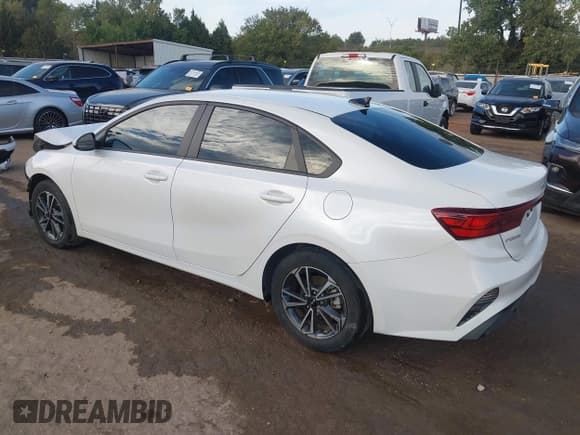 ✅ 2024 Kia Forte LXS • VIN: 3KPF24AD1RE709750 • Лот: 43321201. Опубликован ранее на IAAI с пробегом 18 256 миль. Бесплатный доступ к архиву аукционных продаж из США и подробный отчёт об истории автомобиля на DreamBid. Изображение 3.