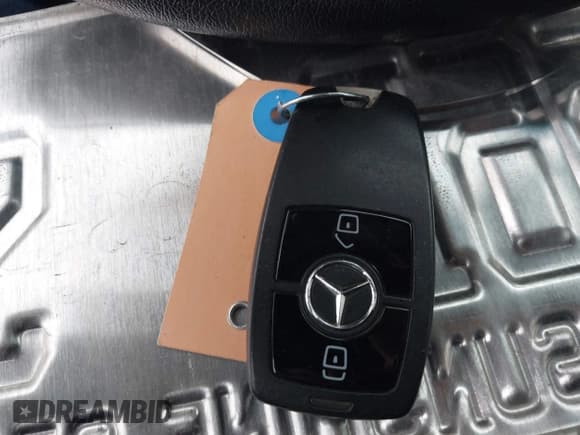 ✅ 2021 Mercedes-Benz Sprinter Cargo • VIN: W1Y4ECHY8MT079254 • Lot: 41394825. Listed on IAAI with 301,811 mi. Free auction sales archive from the USA and detailed vehicle history report at DreamBid. Image 11.