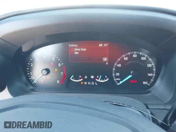 ✅ 2020 Ford Police Interceptor Utility • VIN: 1FM5K8AB1LGA84299 • Lot: 42228548. Wystawiony na IAAI z przebiegiem 41 935 mil. Bezpłatny archiwum sprzedaży aukcyjnych z USA i szczegółowy raport historii pojazdu na DreamBid. Zdjęcie 7.