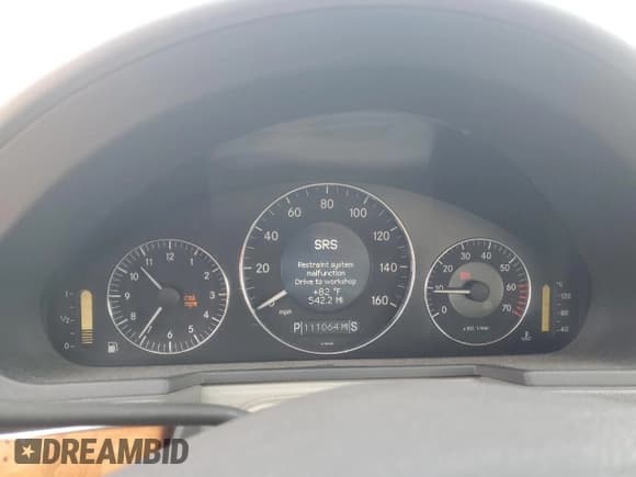 ✅ 2005 Mercedes-Benz E 320 • VIN: WDBUF65J55A716039 • Лот: 70911525. Опубликован ранее на Copart с пробегом 111 064 миль. Бесплатный доступ к архиву аукционных продаж из США и подробный отчёт об истории автомобиля на DreamBid. Изображение 9.