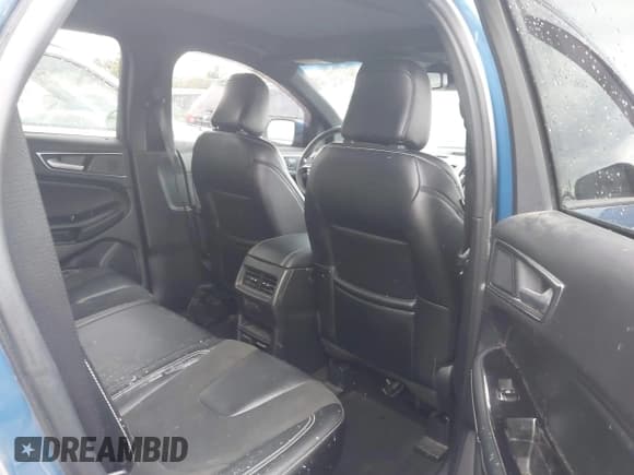 ✅ 2020 Ford Edge ST • VIN: 2FMPK4AP3LBA92313 • Lot: 43391781. Wystawiony na IAAI z przebiegiem 132 506 mil. Bezpłatny archiwum sprzedaży aukcyjnych z USA i szczegółowy raport historii pojazdu na DreamBid. Zdjęcie 8.