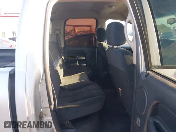 ✅ 2002 Dodge 1500 • VIN: 3D7HA18N22G200386 • Lot: 43111621. Listed on IAAI with 216,026 mi. Free auction sales archive from the USA and detailed vehicle history report at DreamBid. Image 8.