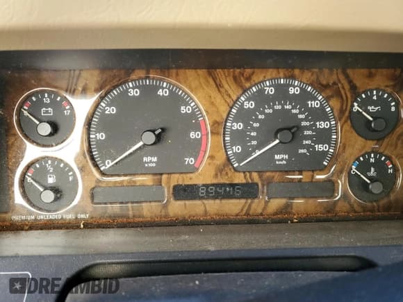 ✅ 1993 Jaguar XJ • VIN: SAJHW1740PC680430 • Лот: 82464044. Опубликован ранее на Copart с пробегом 89 416 миль. Бесплатный доступ к архиву аукционных продаж из США и подробный отчёт об истории автомобиля на DreamBid. Изображение 9.