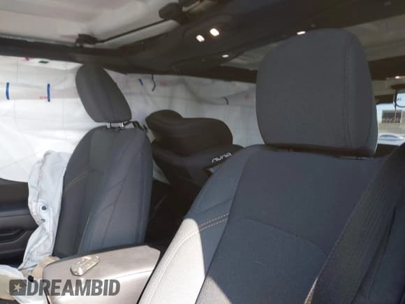 ✅ 2024 Jeep Wrangler Willys • VIN: 1C4RJXN63RW252510 • Лот: 42783798. Опубликован ранее на IAAI с пробегом 15 245 миль. Бесплатный доступ к архиву аукционных продаж из США и подробный отчёт об истории автомобиля на DreamBid. Изображение 18.