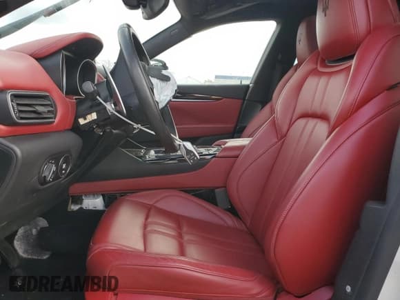 ✅ 2020 Maserati Levante S • VIN: ZN661YUA0LX344754 • Лот: 92375905. Опубликован ранее на Copart с пробегом 6 833 миль. Бесплатный доступ к архиву аукционных продаж из США и подробный отчёт об истории автомобиля на DreamBid. Изображение 7.