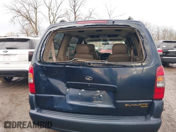 ✅ 2000 Oldsmobile Silhouette • VIN: 1GHDX13E2YD104112 • Lot: 41644676. Wystawiony na IAAI z przebiegiem 149 821 mil. Bezpłatny archiwum sprzedaży aukcyjnych z USA i szczegółowy raport historii pojazdu na DreamBid. Zdjęcie 6.