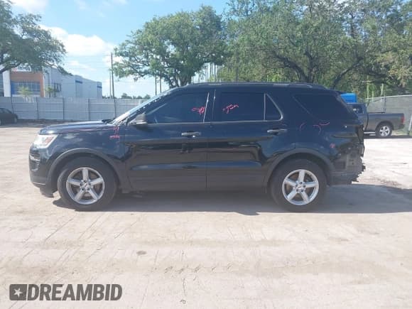 ✅ 2018 Ford Explorer • VIN: 1FM5K7B89JGA76994 • Лот: 42269196. Опубликован ранее на IAAI с пробегом 143 529 миль. Бесплатный доступ к архиву аукционных продаж из США и подробный отчёт об истории автомобиля на DreamBid. Изображение 15.