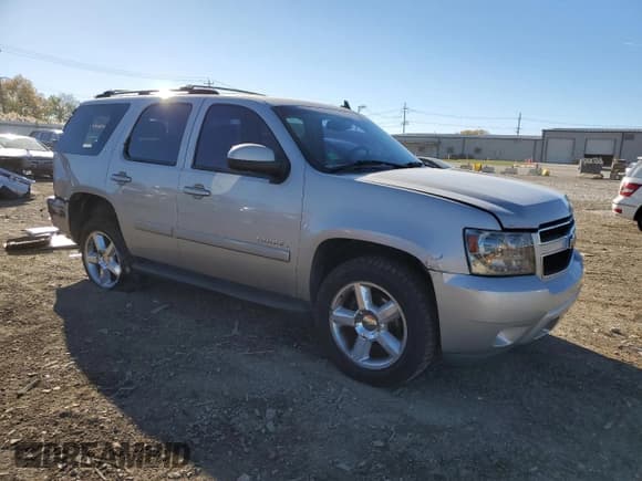 ✅ 2007 Chevrolet Tahoe LT • VIN: 1GNFK13037R115078 • Lot: 91200665. Wystawiony na Copart z przebiegiem 258 419 mil. Bezpłatny archiwum sprzedaży aukcyjnych z USA i szczegółowy raport historii pojazdu na DreamBid. Zdjęcie 4.