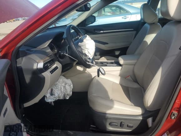 ✅ 2019 Nissan Altima Platinum • VIN: 1N4BL4FV2KC181880 • Лот: 90457385. Опубликован ранее на Copart с пробегом 90 365 миль. Бесплатный доступ к архиву аукционных продаж из США и подробный отчёт об истории автомобиля на DreamBid. Изображение 7.