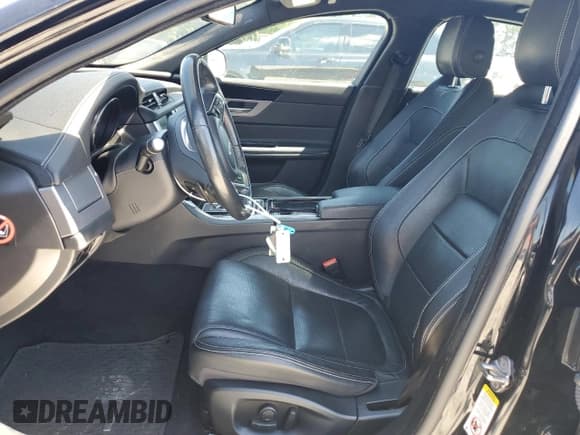 ✅ 2016 Jaguar XF 35t R-Sport • VIN: SAJBF4BV4GCY12919 • Лот: 55127815. Опубликован ранее на Copart с пробегом 75 785 миль. Бесплатный доступ к архиву аукционных продаж из США и подробный отчёт об истории автомобиля на DreamBid. Изображение 7.